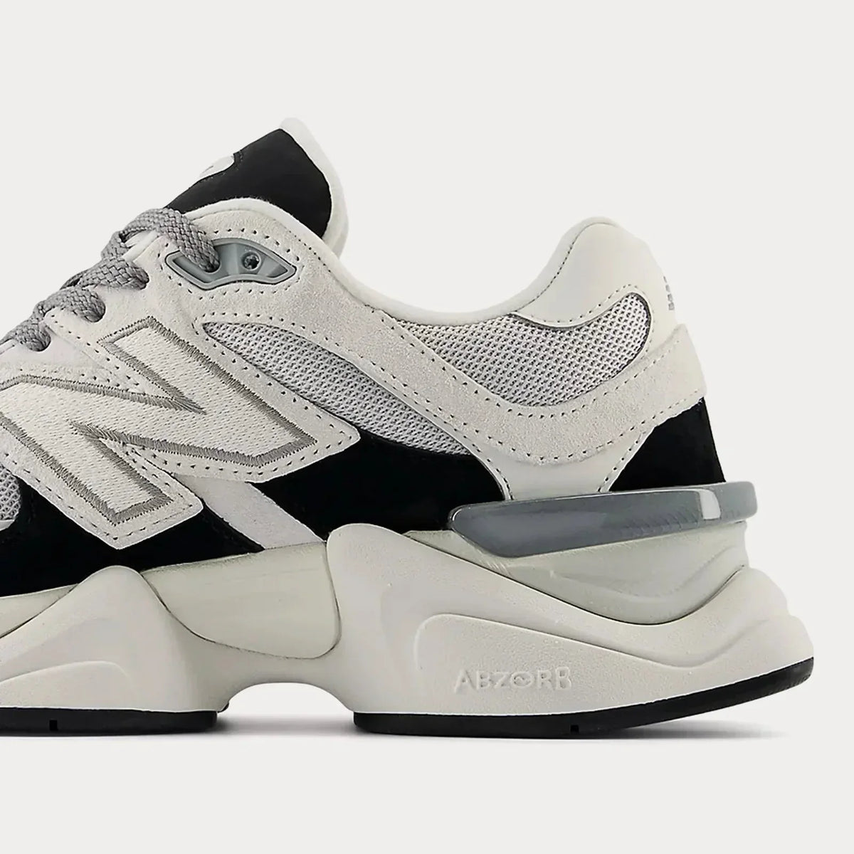 NB 9060 Black / Reflection Low Top Sneakers