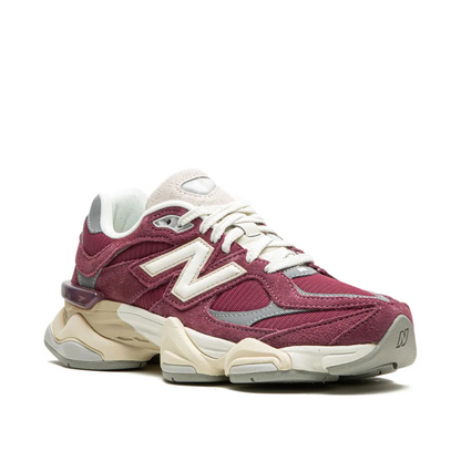 New Balance baskets 9060 en daim