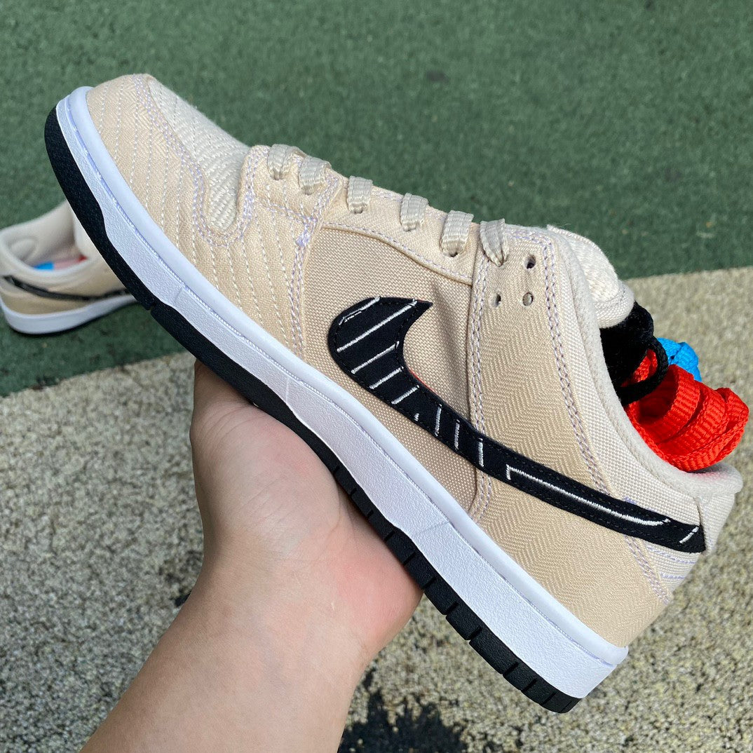 Nike Dunk Low „Albínó és Preto – Dzsúdzsucu”