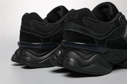 NB 9060 Edizione Completamente Nera