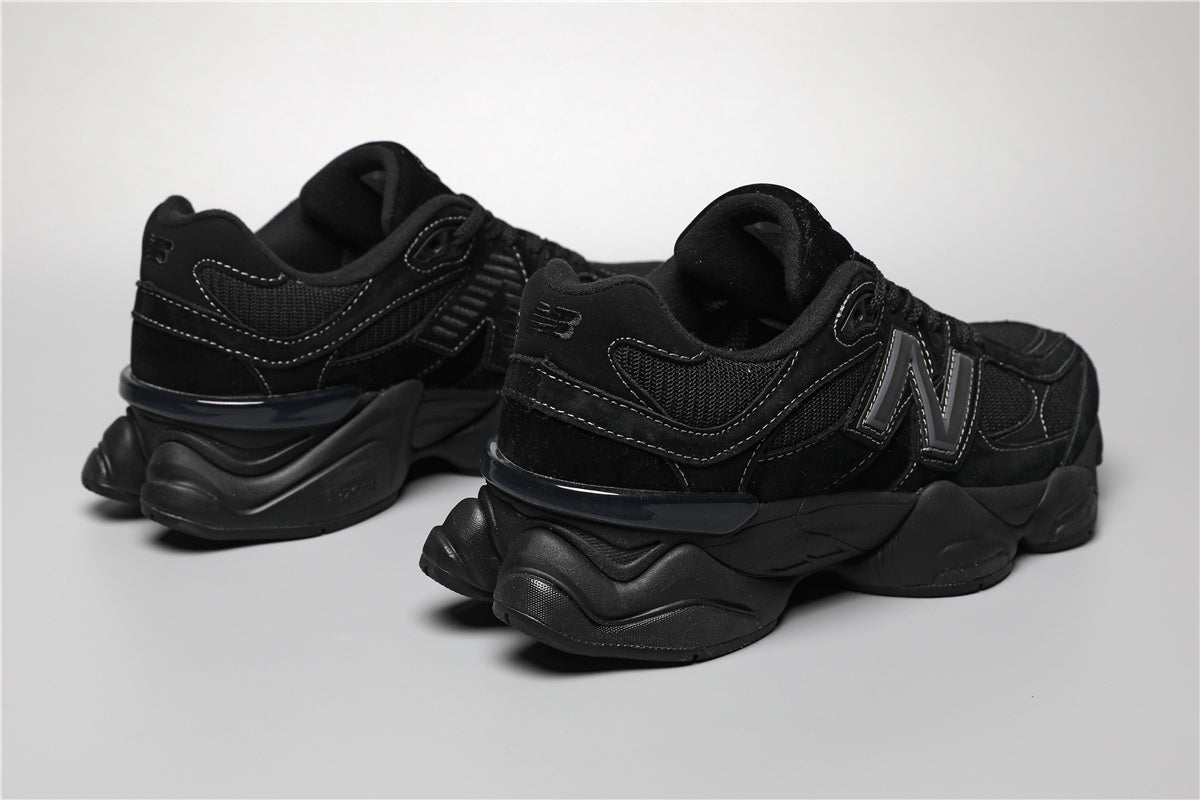 NB 9060 Edizione Completamente Nera