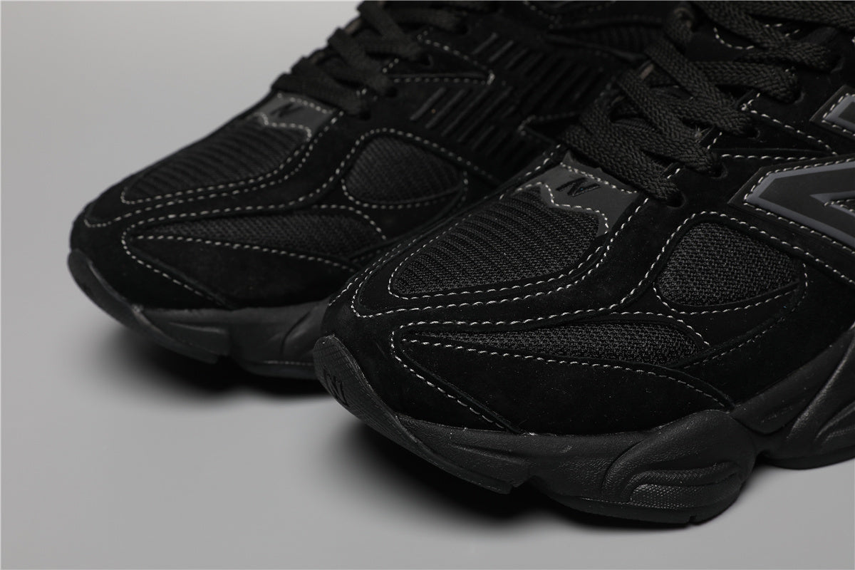 NB 9060 Edizione Completamente Nera