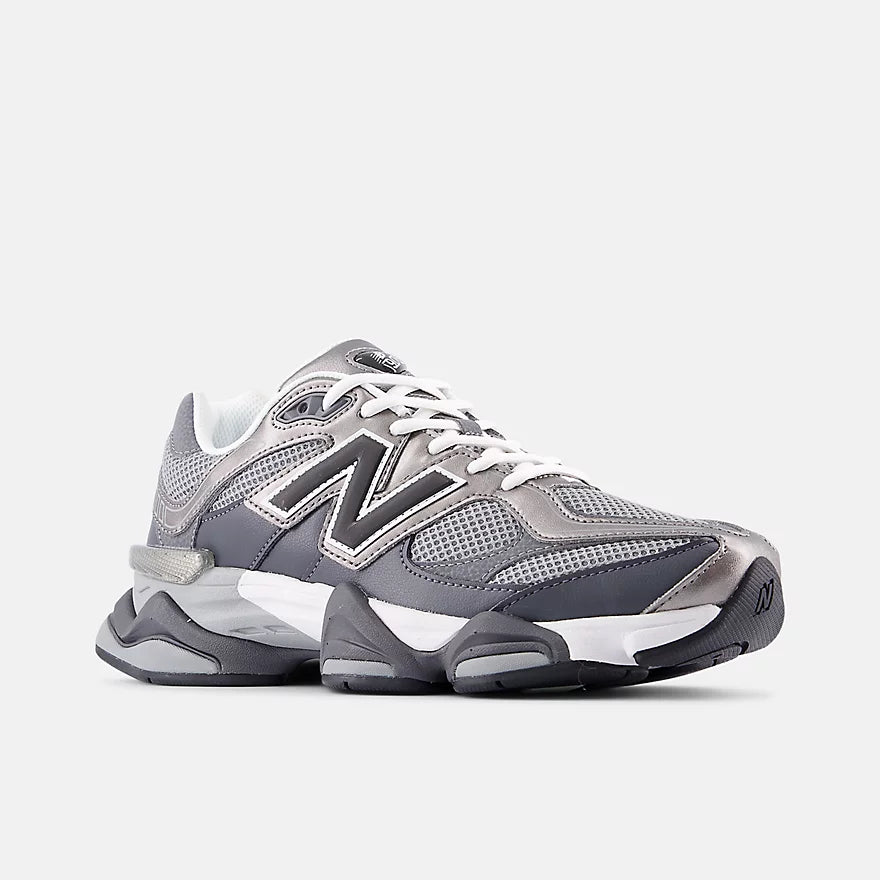 New Balance baskets 9060